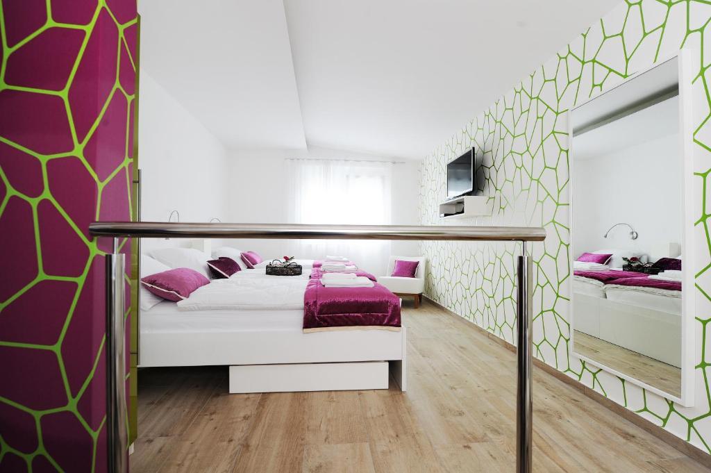 Garni Hotel Azur Ljubljana Cameră foto