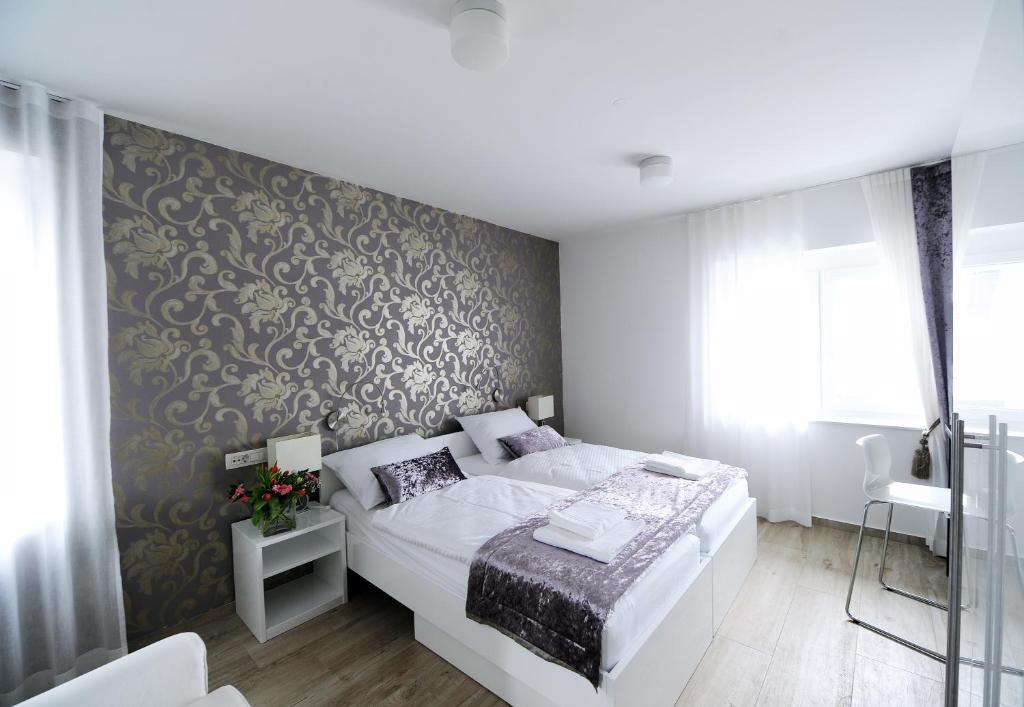 Garni Hotel Azur Ljubljana Cameră foto