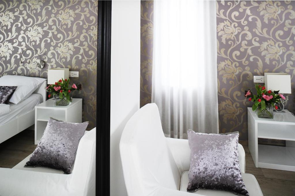 Garni Hotel Azur Ljubljana Cameră foto